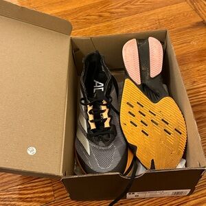 Adidas Adizero Boston 12 W - Black and White